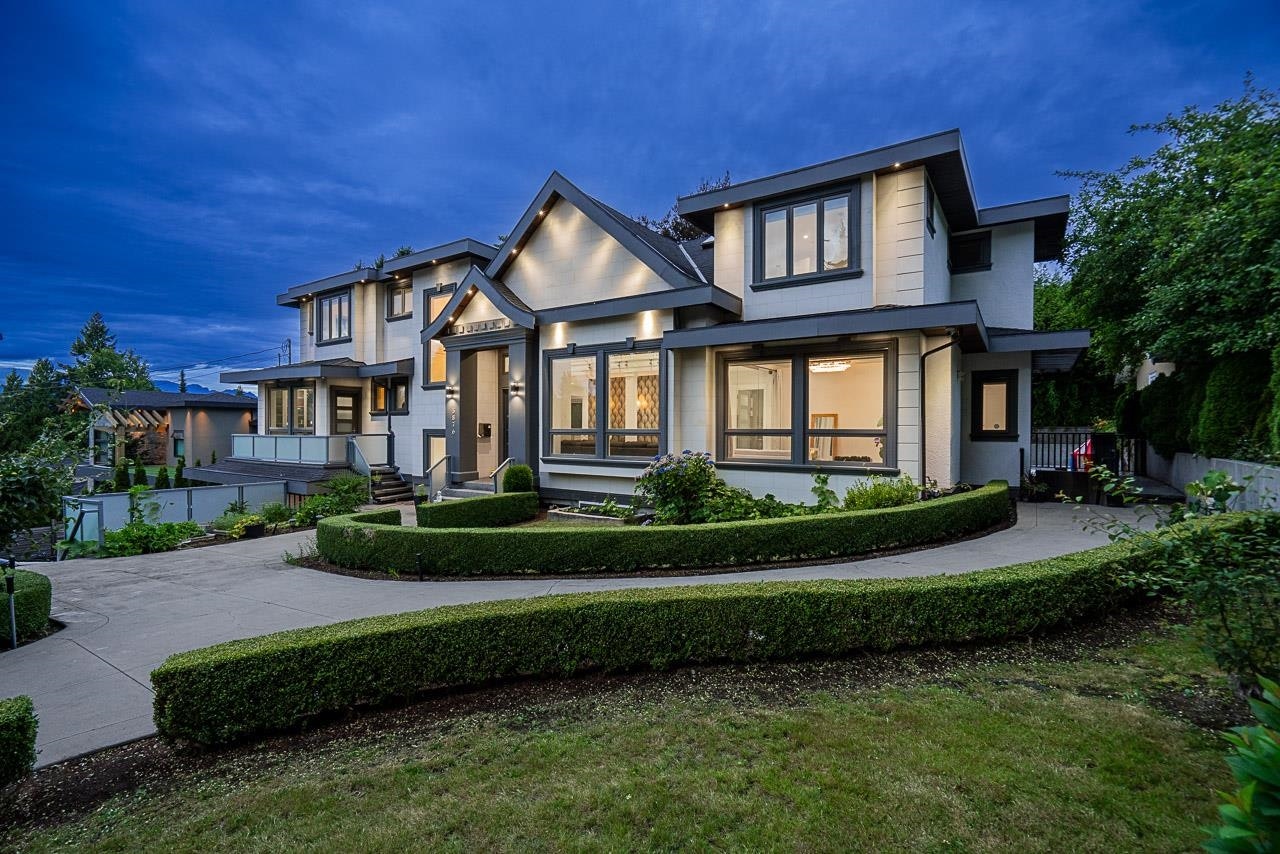 5876 Buckingham Avenue, Burnaby, BC, V5E 2A3