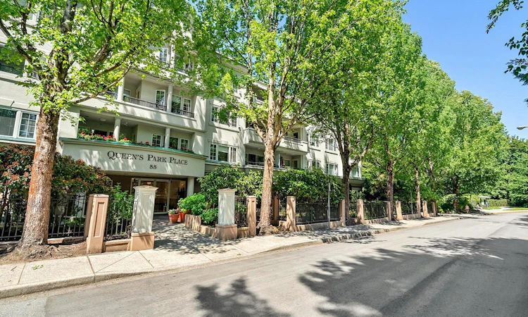308-55 Blackberry Drive