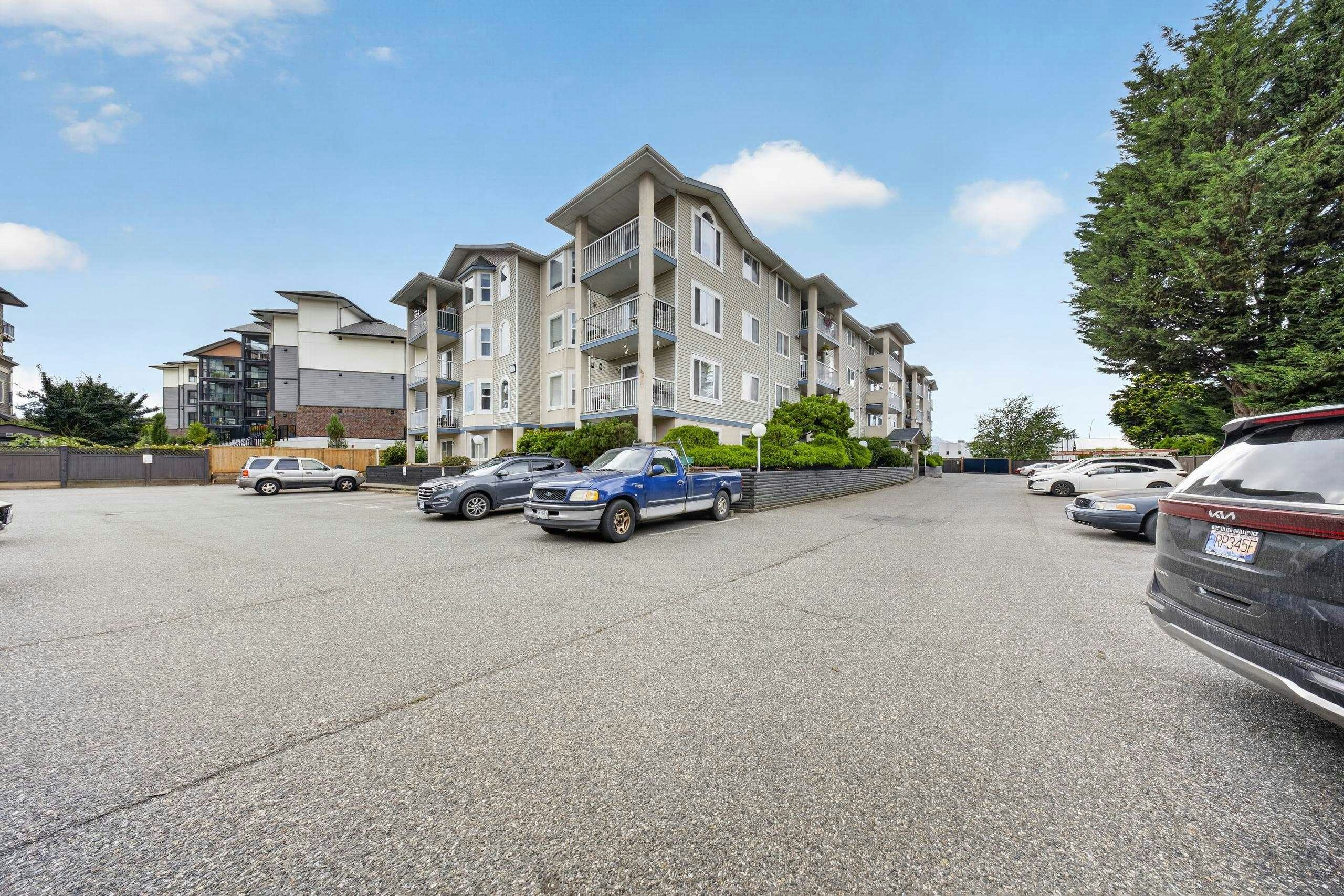 408-8537 Young Road, Chilliwack, BC, V2P 4P2 - 8