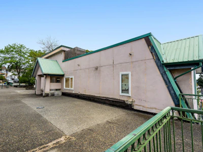 114-918 Roderick Avenue - 3