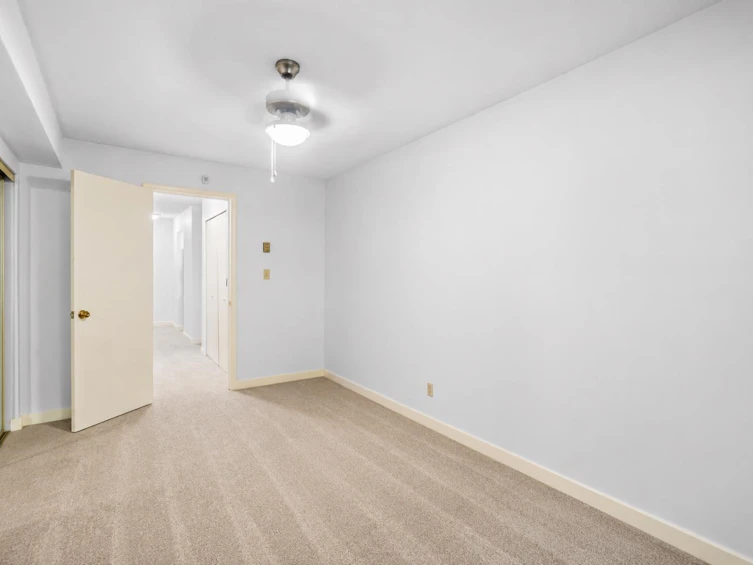 114-918 Roderick Avenue, Coquitlam, BC, V3K 1R1 - 18