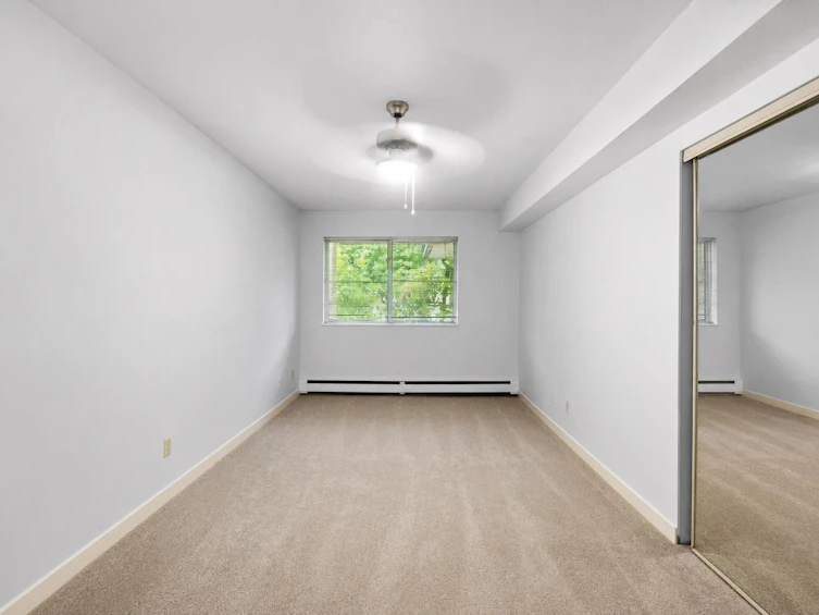114-918 Roderick Avenue, Coquitlam, BC, V3K 1R1 - 15