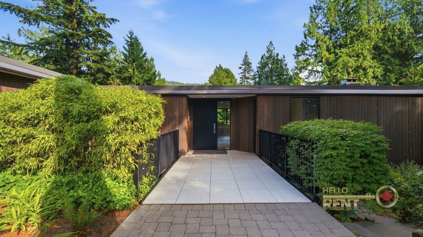 6510 Madrona Crescent, West Vancouver, BC, V7W 2J8 - 2