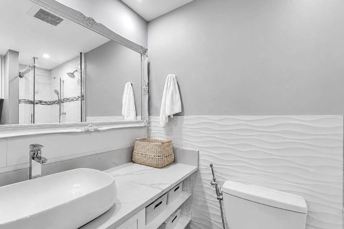 304-1420 E 7th Avenue, Vancouver, BC, V5N 1R8 - 14