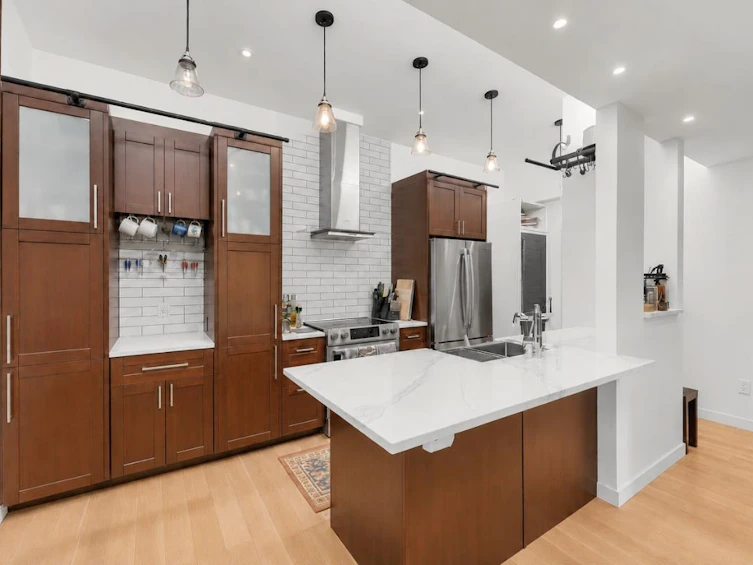 304-1420 E 7th Avenue, Vancouver, BC, V5N 1R8