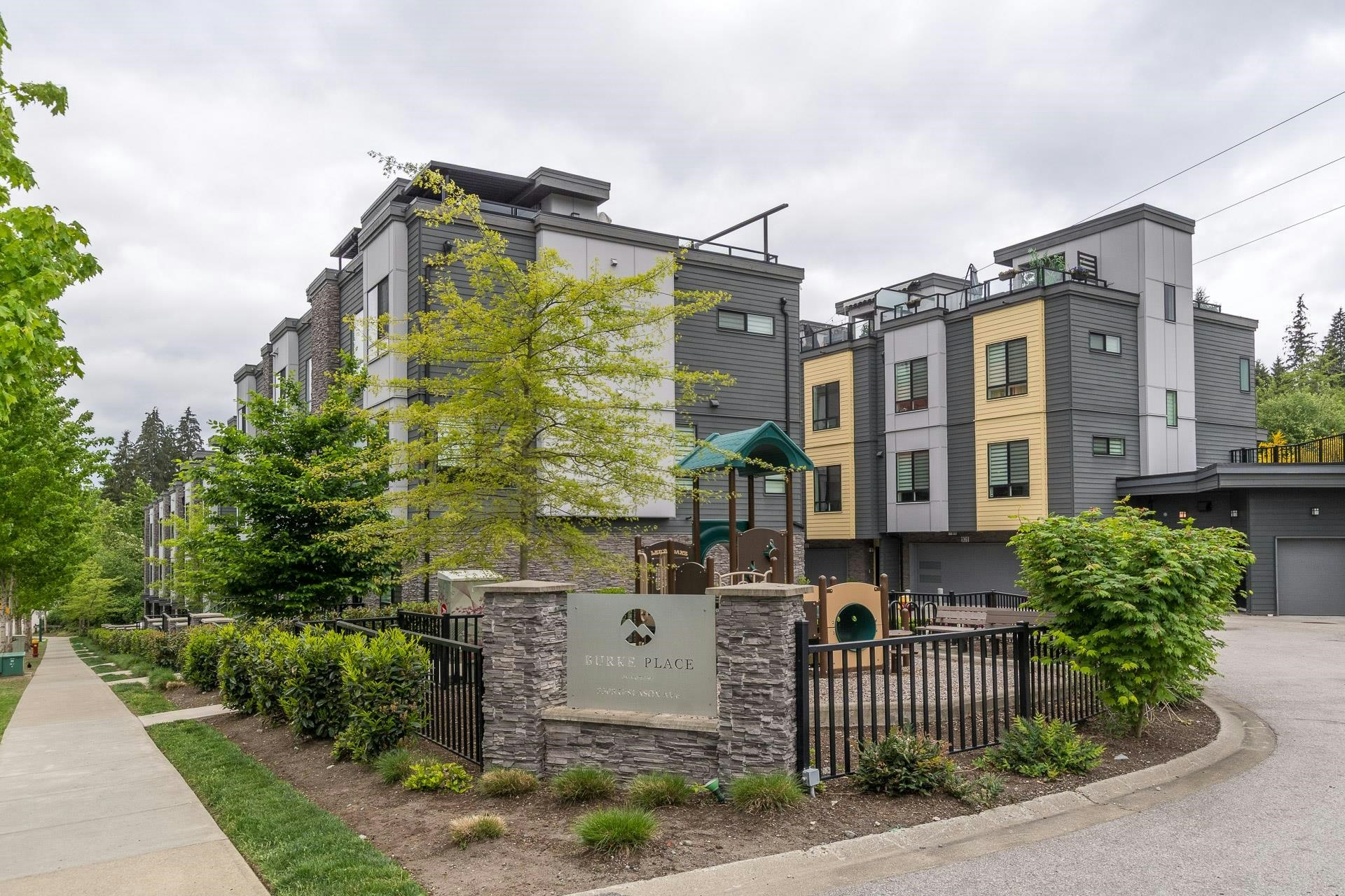 102-3503 Gislason Avenue, Coquitlam, BC, V3E 0T1