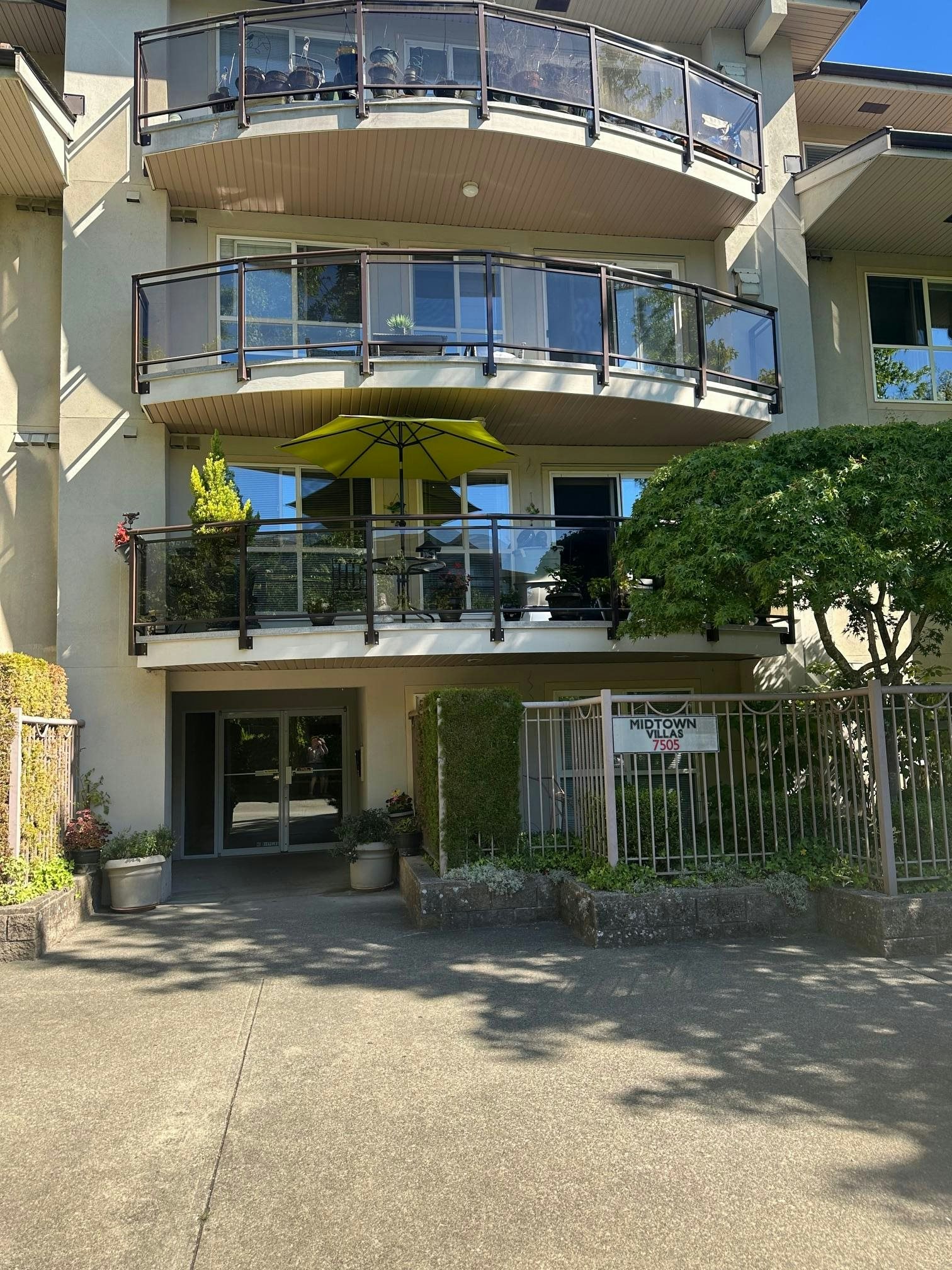 212-7505 138 Street, Surrey, BC, V3W 0W6