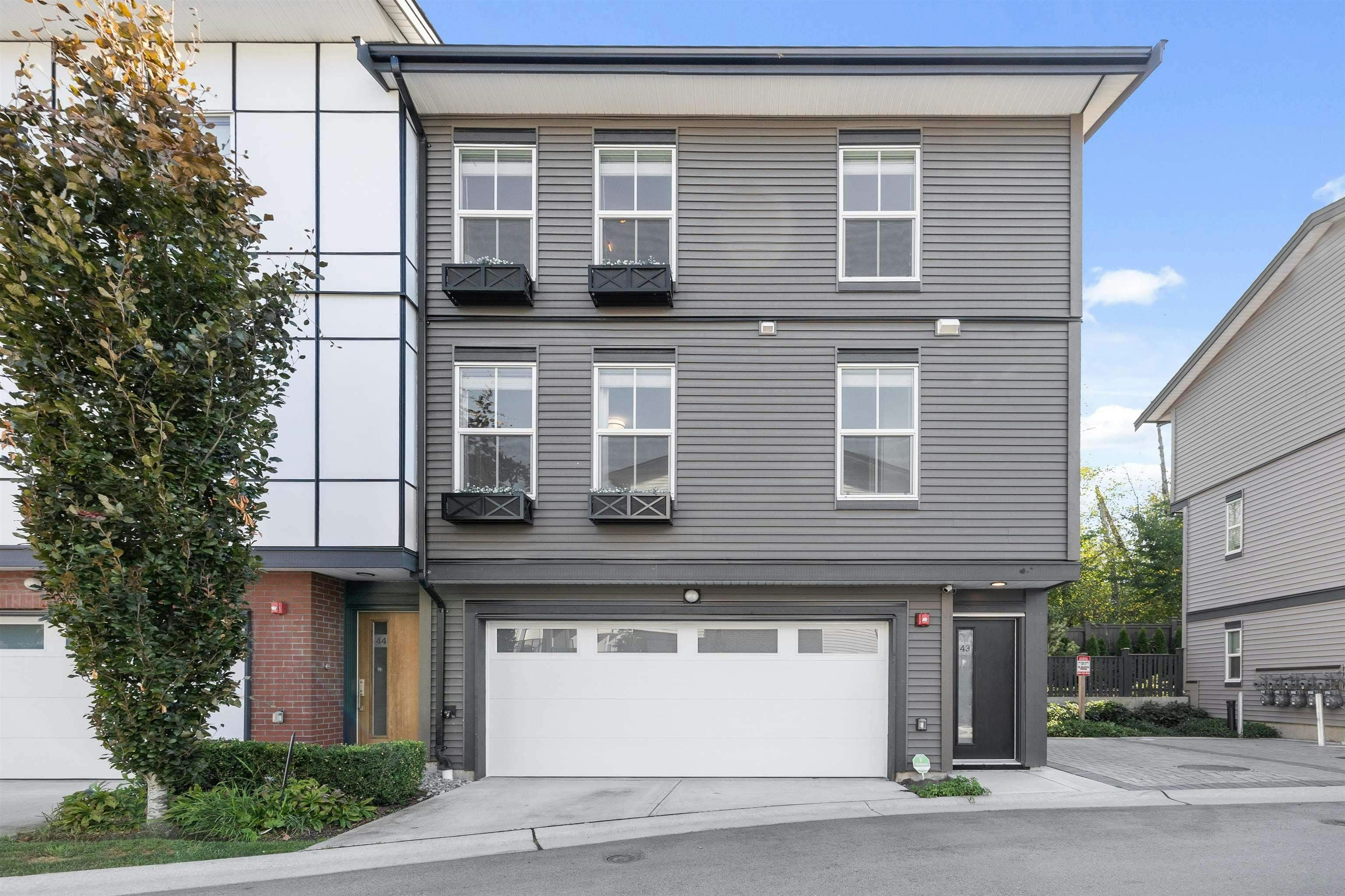 43-8161 201 Street, Langley, BC, V2Y 4J1