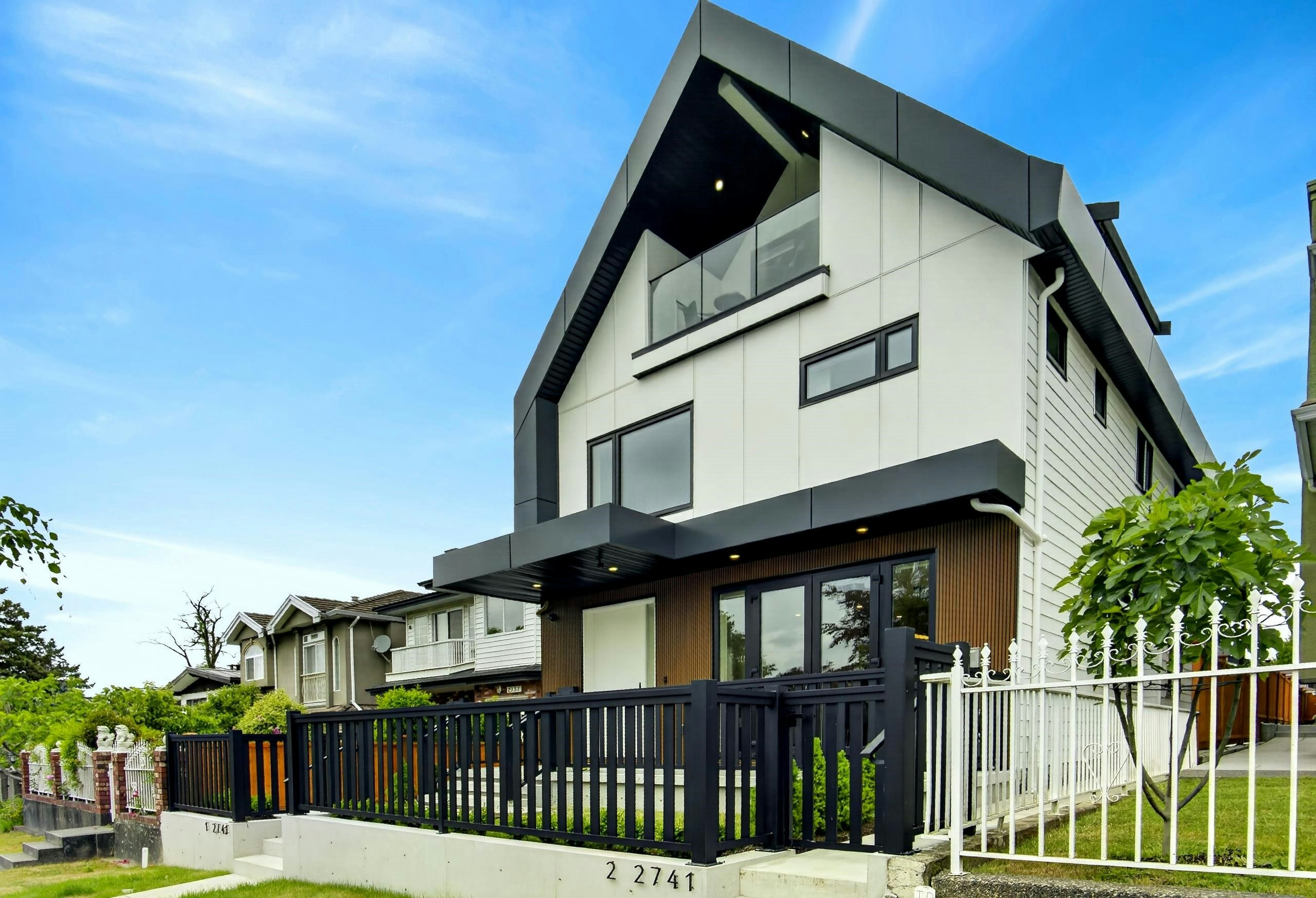 1-2741 E 7th Avenue, Vancouver, BC, V5M 1T8