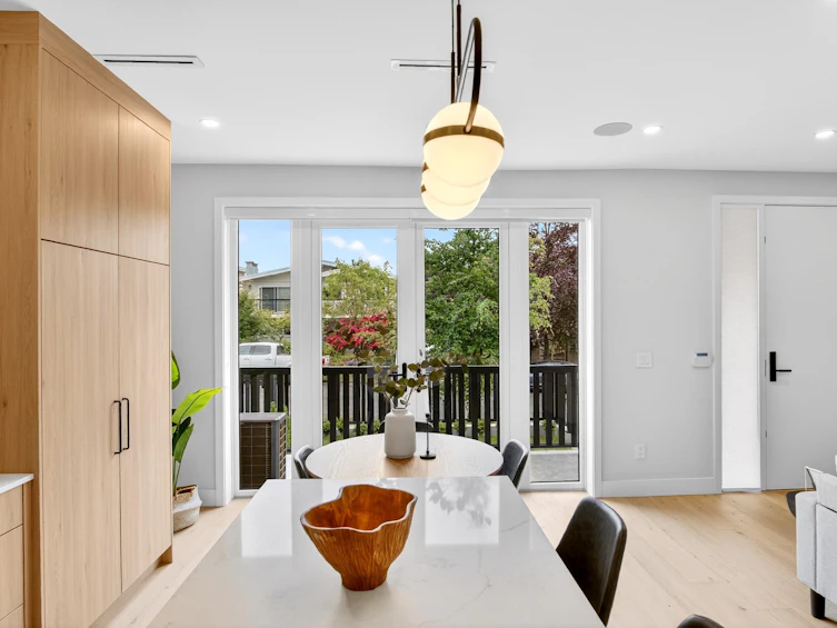 1-2741 E 7th Avenue, Vancouver, BC, V5M 1T8 - 2
