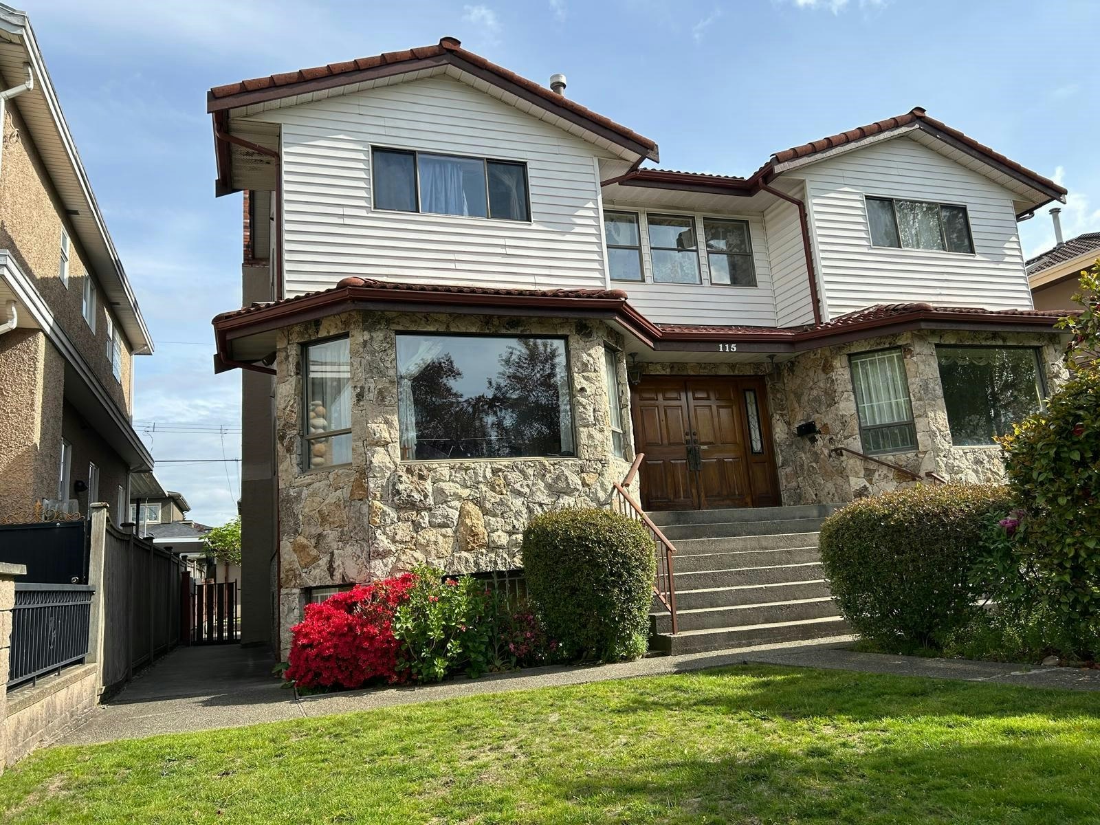 115 W 47th Avenue, Vancouver, BC, V5Y 2Y1