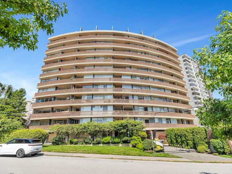 101-2135 Argyle Avenue, West Vancouver, BC, V7V 1A5
