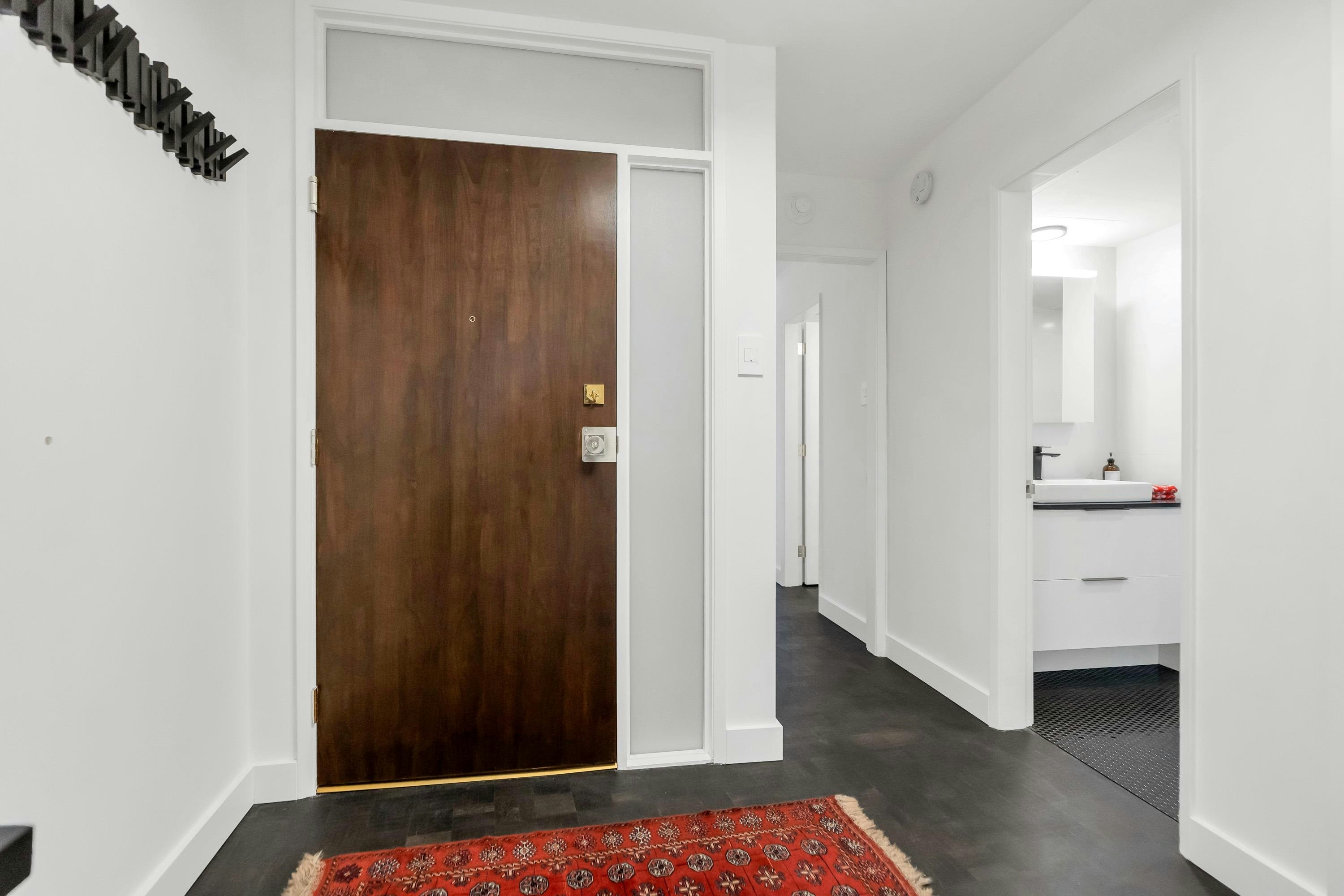 101-2135 Argyle Avenue, West Vancouver, BC, V7V 1A5 - 7