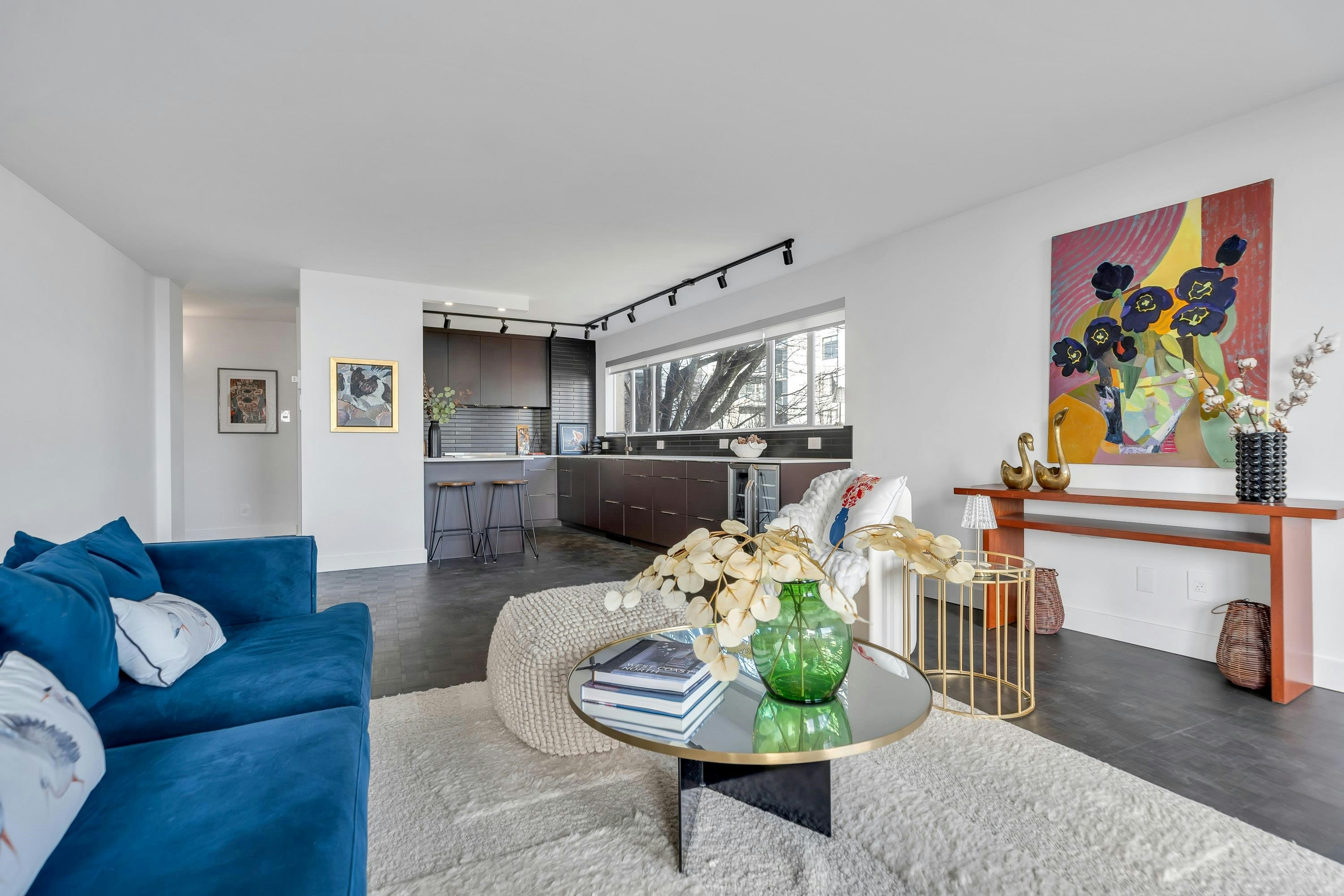 101-2135 Argyle Avenue, West Vancouver, BC, V7V 1A5 - 13