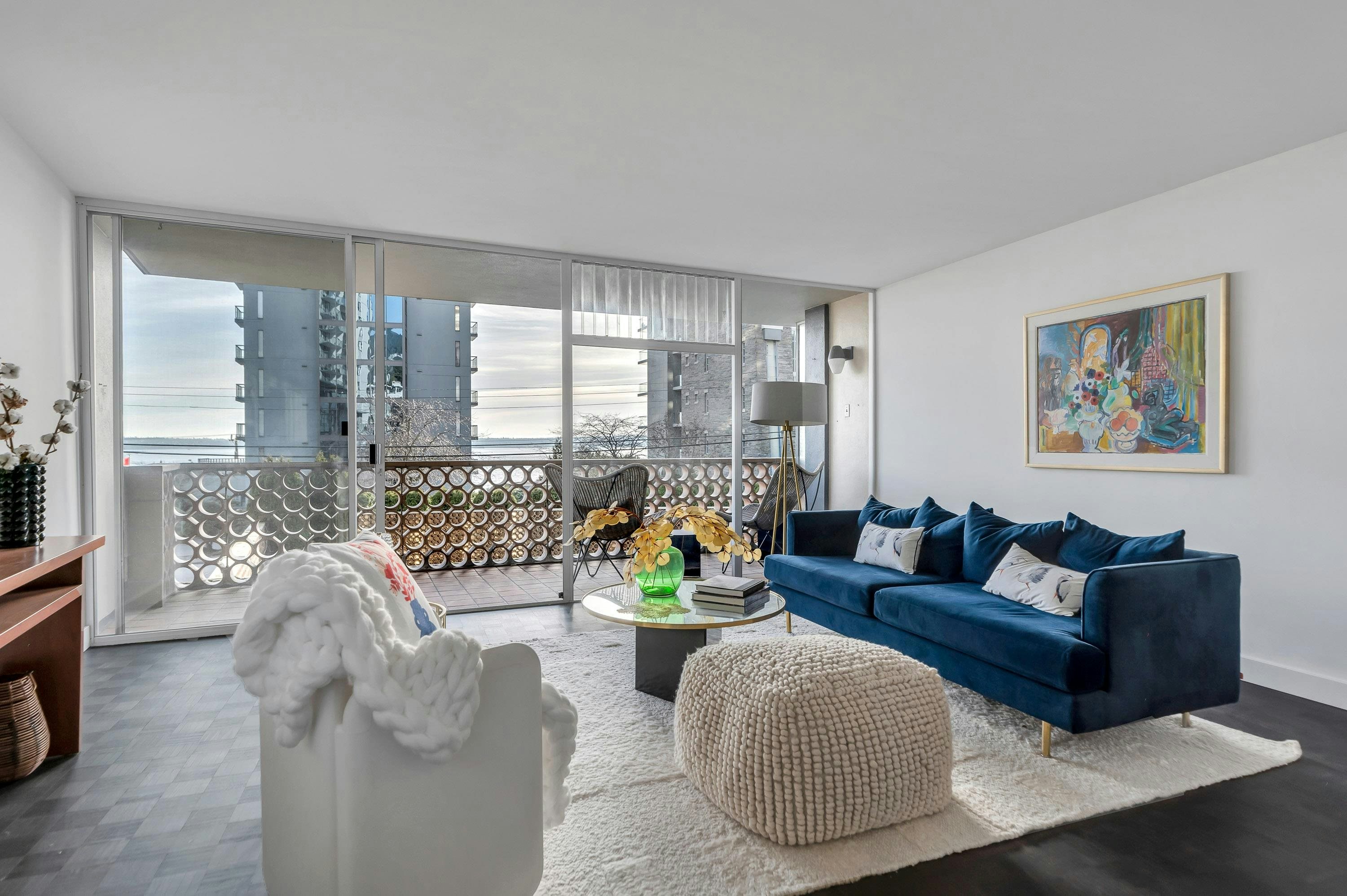 101-2135 Argyle Avenue, West Vancouver, BC, V7V 1A5 - 11