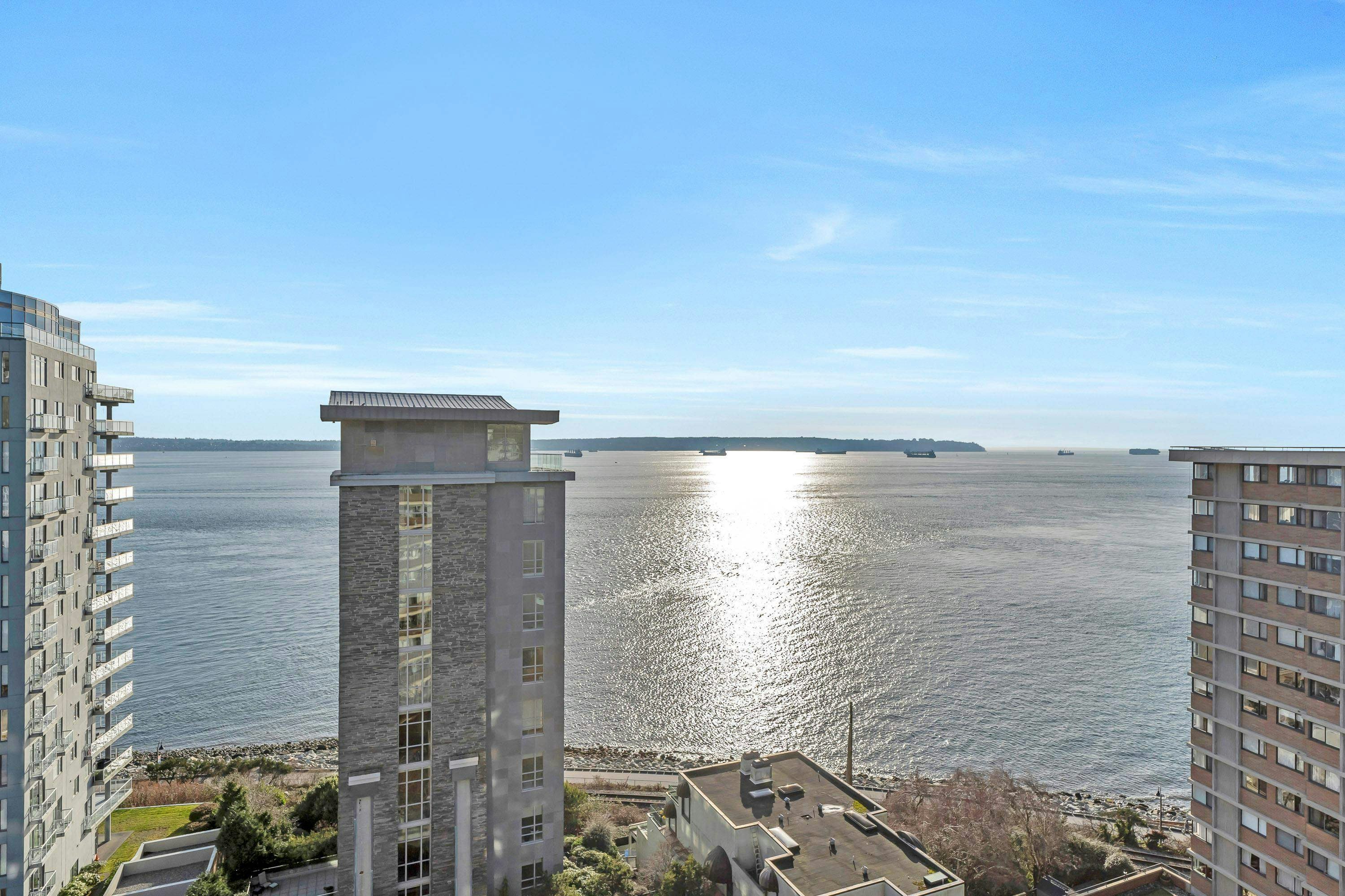 101-2135 Argyle Avenue, West Vancouver, BC, V7V 1A5 - 38
