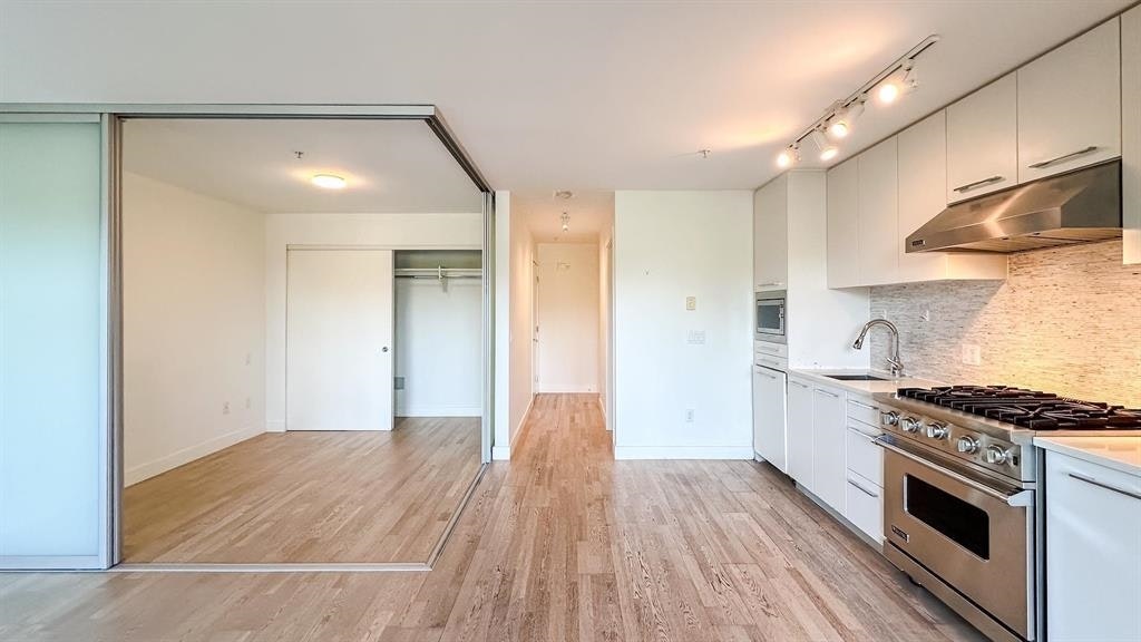 200-4355 W 10 Avenue, Vancouver, BC, V6R 2H6 - 12