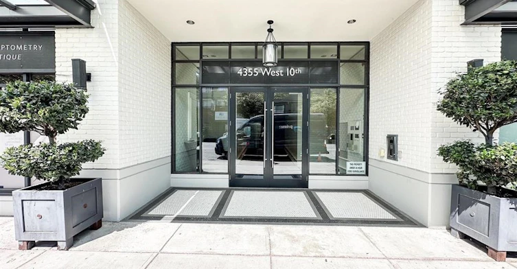 200-4355 W 10 Avenue, Vancouver, BC, V6R 2H6 - 16