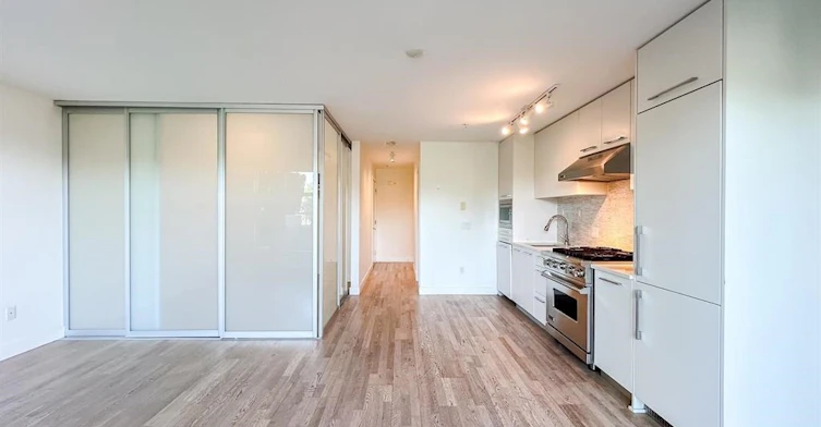 200-4355 W 10 Avenue, Vancouver, BC, V6R 2H6 - 15