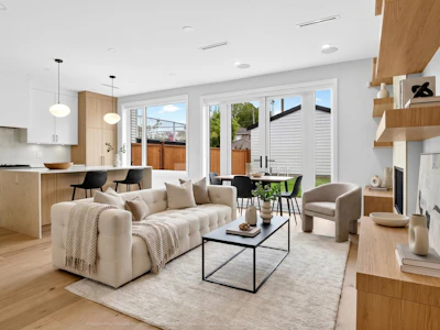 2-2741 E 7th Avenue - 2
