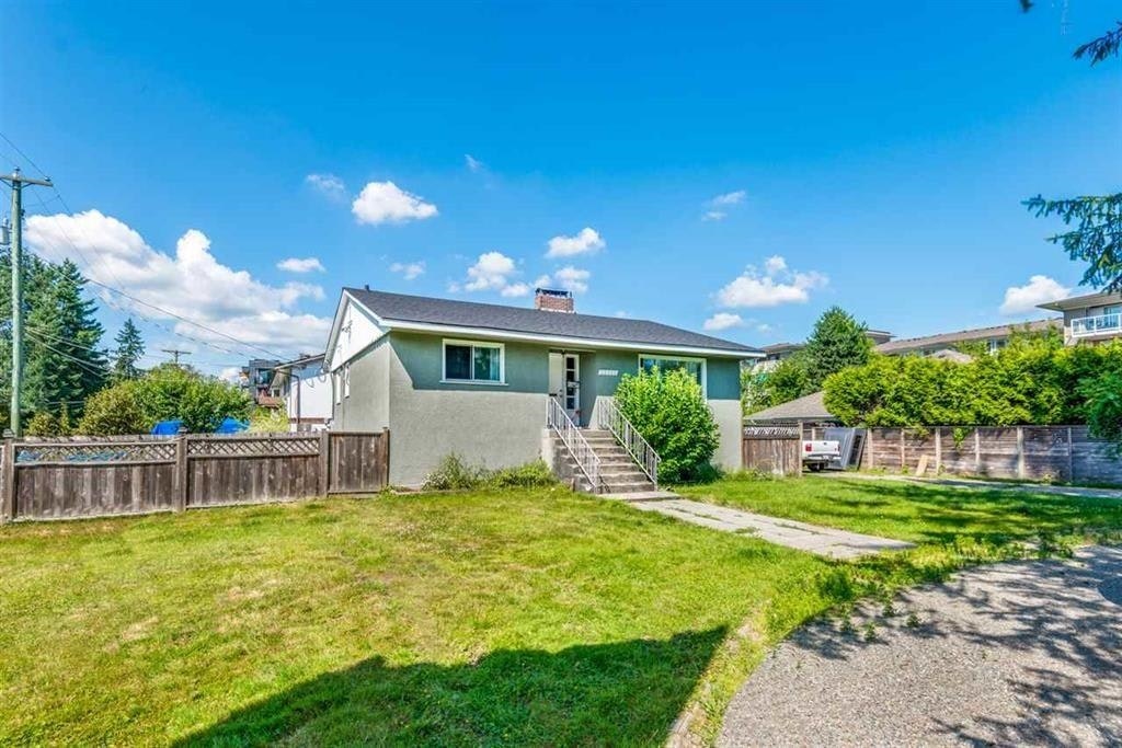 22213 122 Avenue, Maple Ridge, BC, V2X 3X8