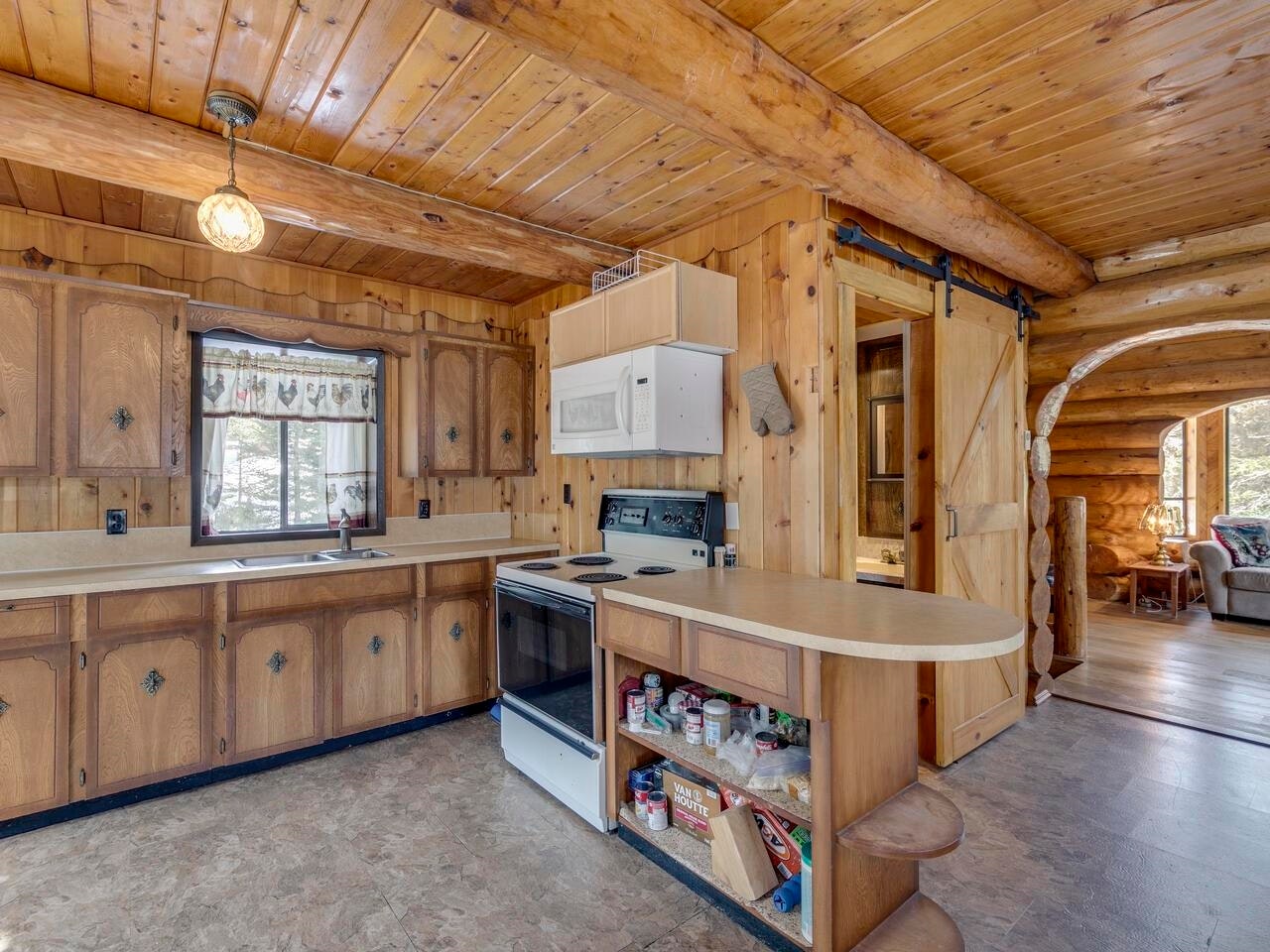 20807 Sakwi Creek Road, Mission, BC, V0M 1A1 - 14