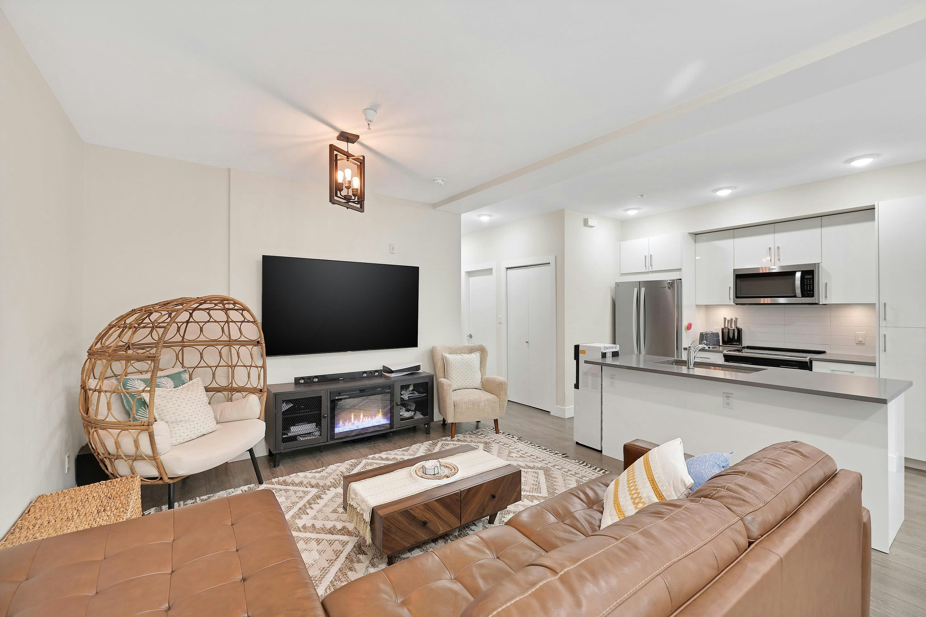 116-15351 101 Avenue, Surrey, BC, V3R 0G2