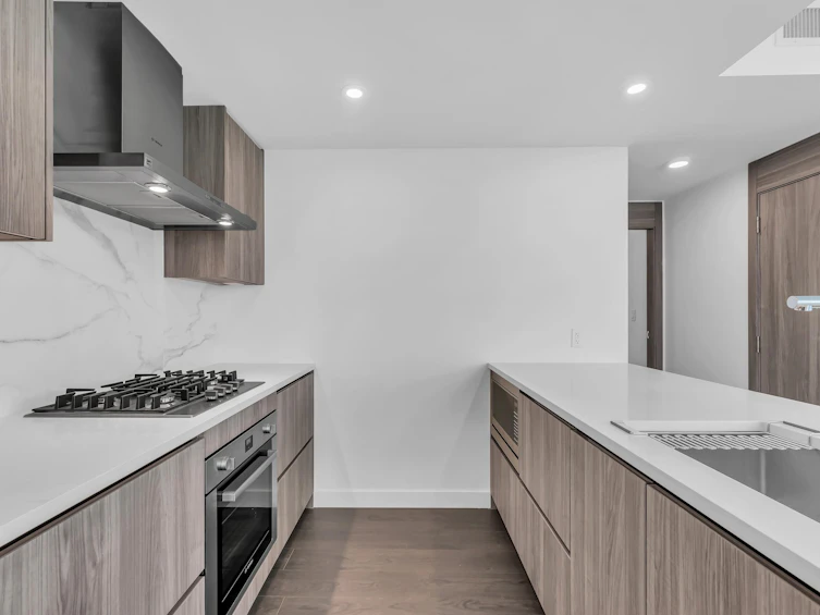 1307-13768 100 Avenue, Surrey, BC, V3T 0V2 - 3