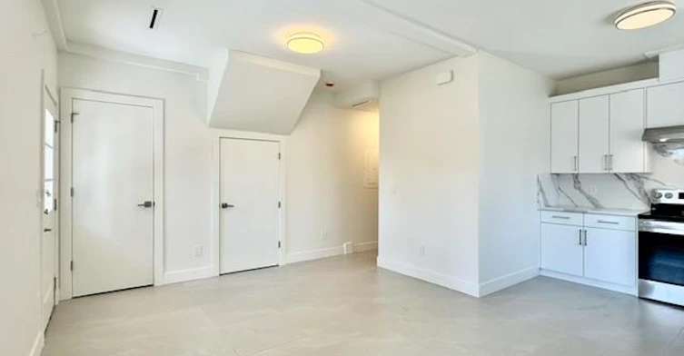 X-4911 No. 5 Road, Richmond, BC, V6X 2Y7 - 4