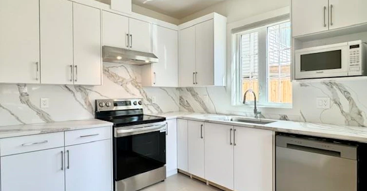 X-4911 No. 5 Road, Richmond, BC, V6X 2Y7 - 3