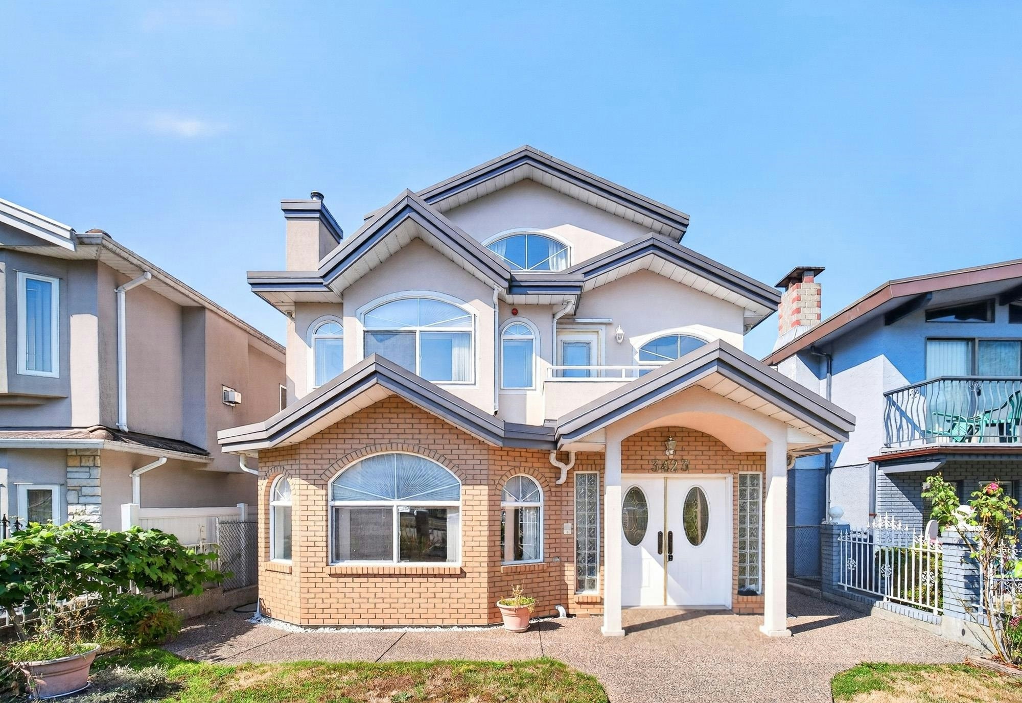 3423 E 24th Avenue, Vancouver, BC, V5R 1G5