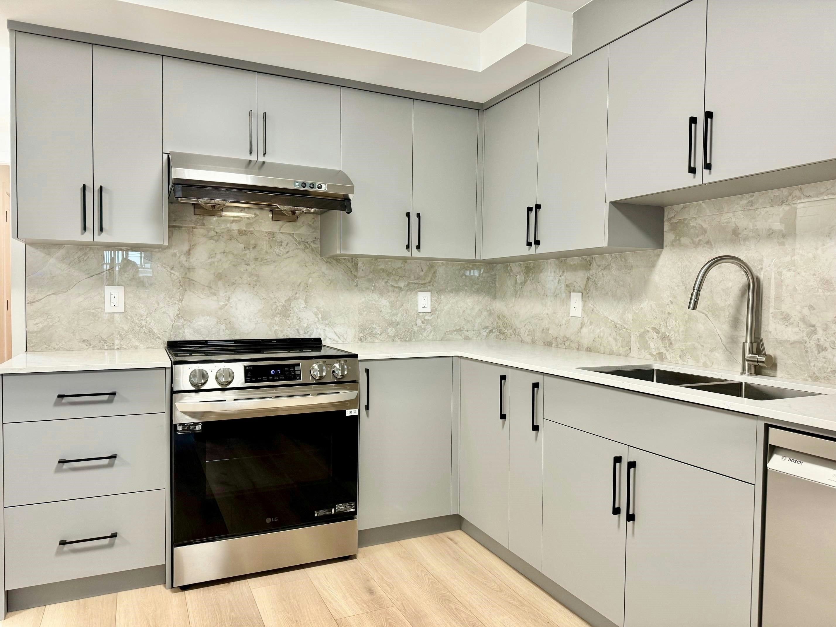 X-1XX6 Nassau Drive, Vancouver, BC, V5P 2B5 - 4