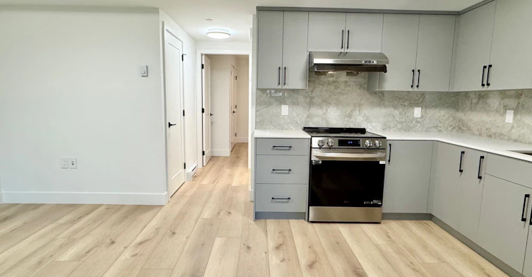 X-1XX6 Nassau Drive, Vancouver, BC, V5P 2B5 - 9