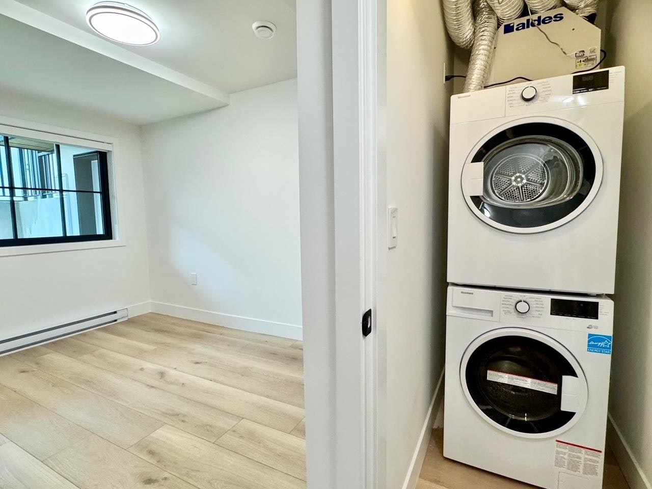 X-1XX6 Nassau Drive, Vancouver, BC, V5P 2B5 - 13