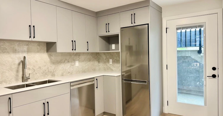 X-1XX6 Nassau Drive, Vancouver, BC, V5P 2B5 - 3