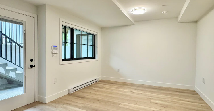 X-1XX6 Nassau Drive, Vancouver, BC, V5P 2B5 - 11