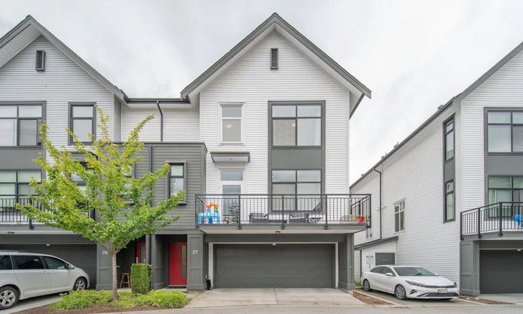 27-17555 57a Avenue
