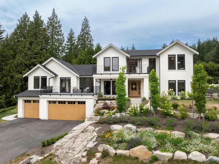 4597 Woodgreen Drive, West Vancouver, BC, V7S 2V3 - 2