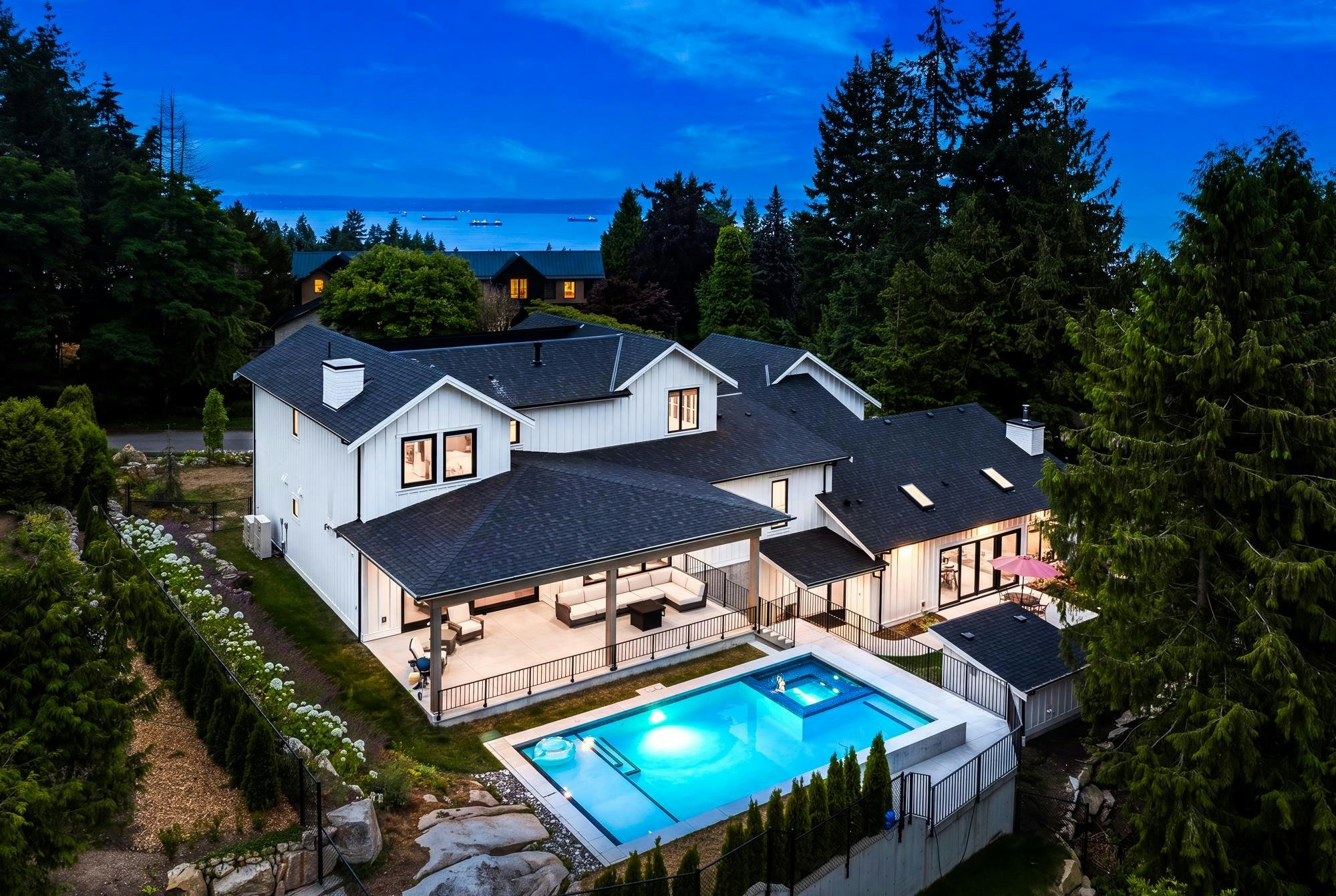 4597 Woodgreen Drive, West Vancouver, BC, V7S 2V3 - 39