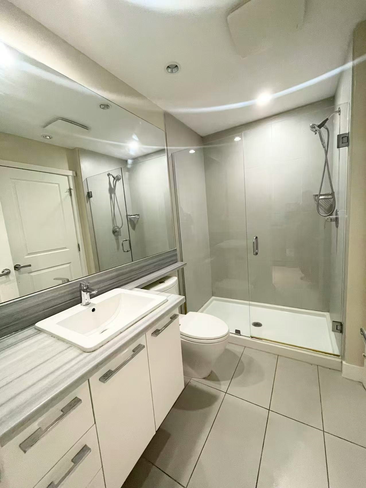 301-5728 Berton Avenue, Vancouver, BC, V6S 0E5 - 8