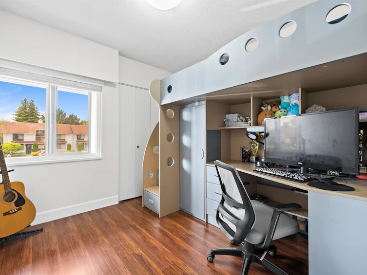 107-9700 Glenacres Drive, Richmond, BC, V7A 1Y7 - 20