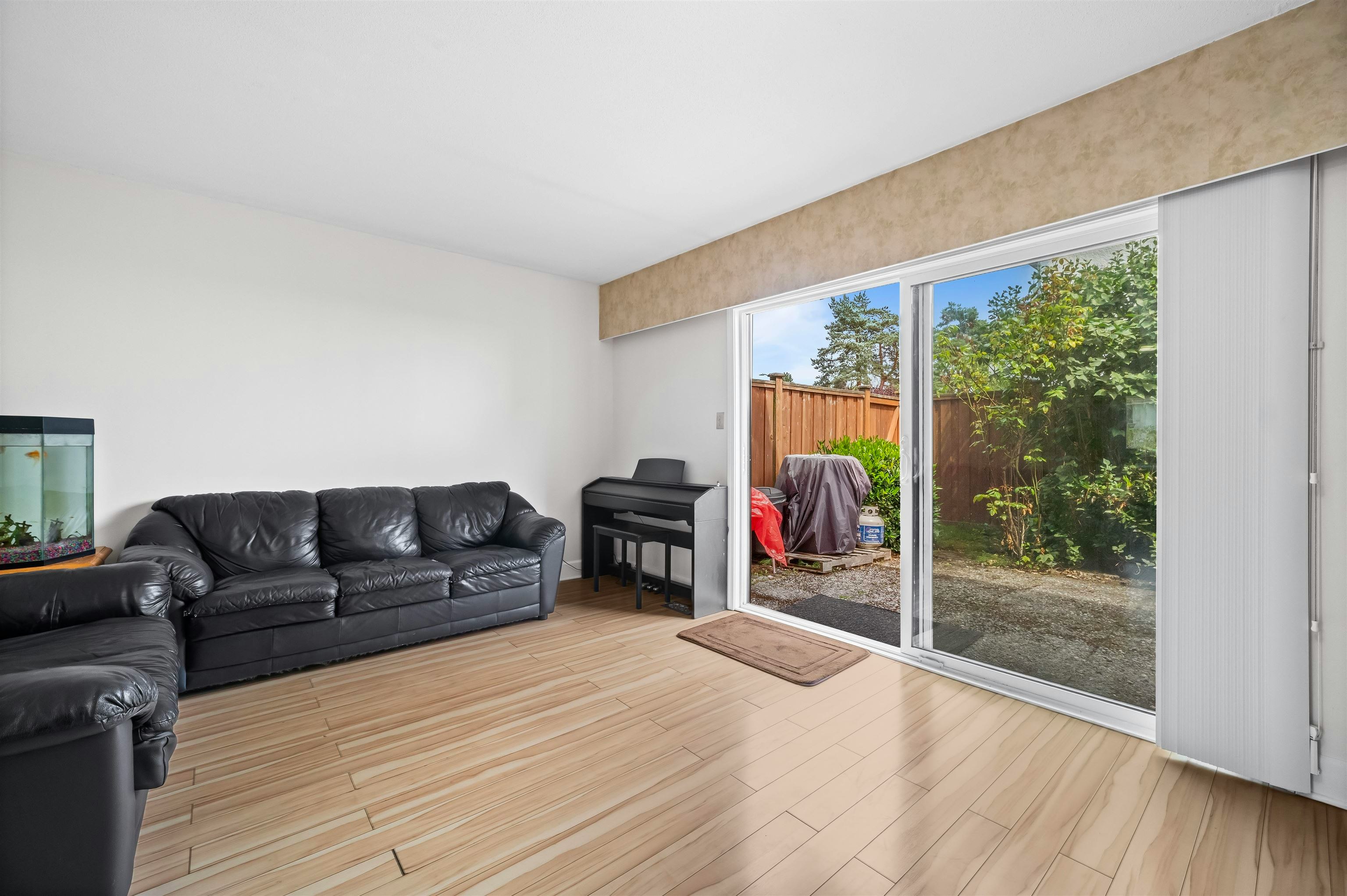 107-9700 Glenacres Drive, Richmond, BC, V7A 1Y7 - 13