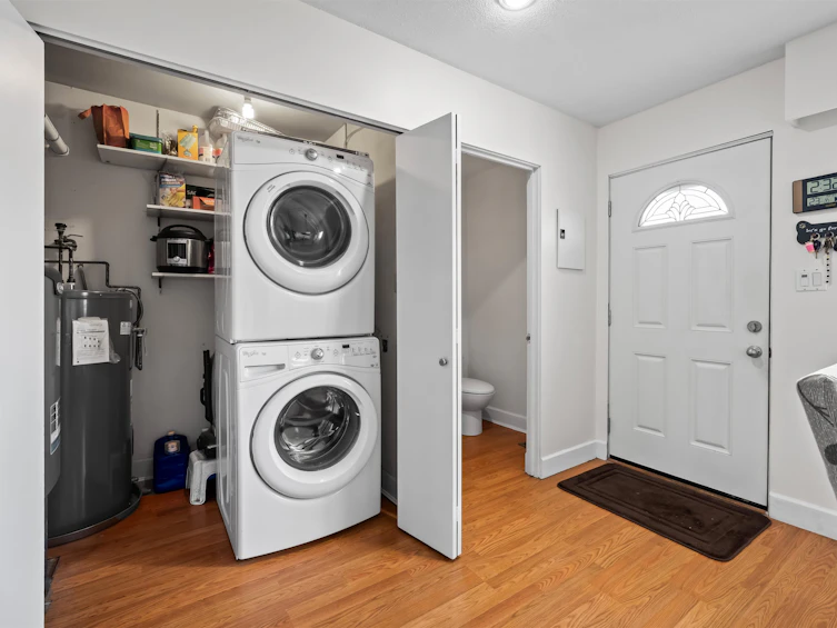107-9700 Glenacres Drive, Richmond, BC, V7A 1Y7 - 7