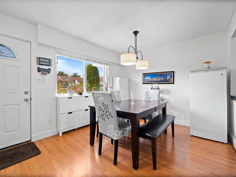 107-9700 Glenacres Drive, Richmond, BC, V7A 1Y7