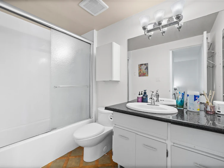 107-9700 Glenacres Drive, Richmond, BC, V7A 1Y7 - 28