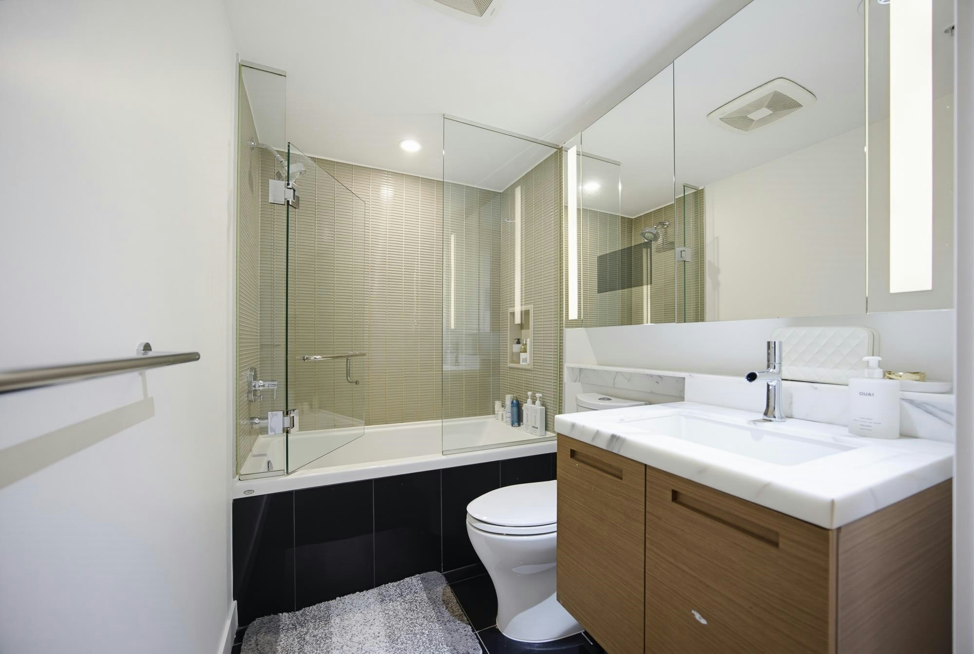 1711-777 Richards Street, Vancouver, BC, V6B 0M6 - 14