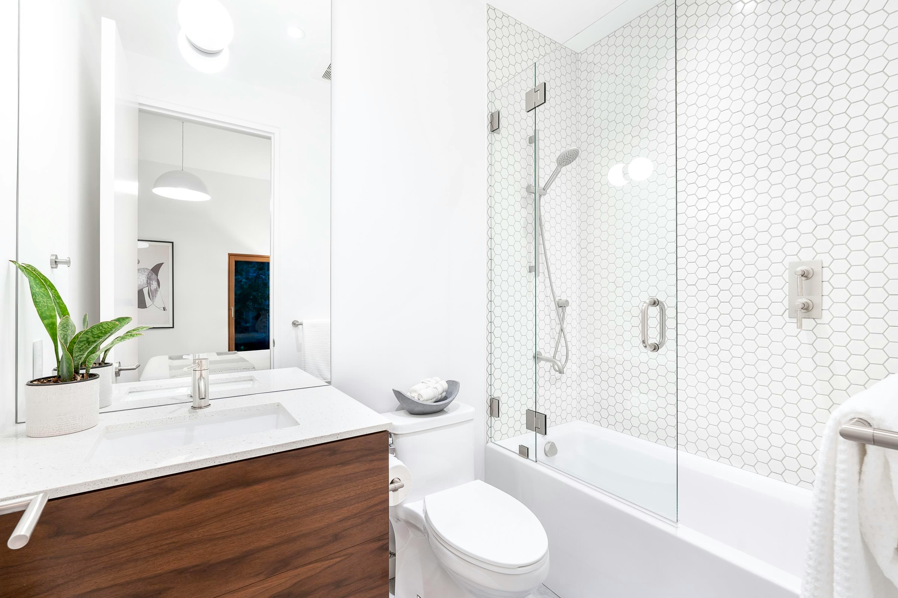 3823 Bayridge Avenue, West Vancouver, BC, V7V 3J3 - 33