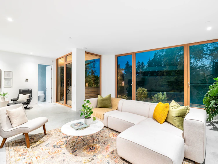 3823 Bayridge Avenue, West Vancouver, BC, V7V 3J3 - 31