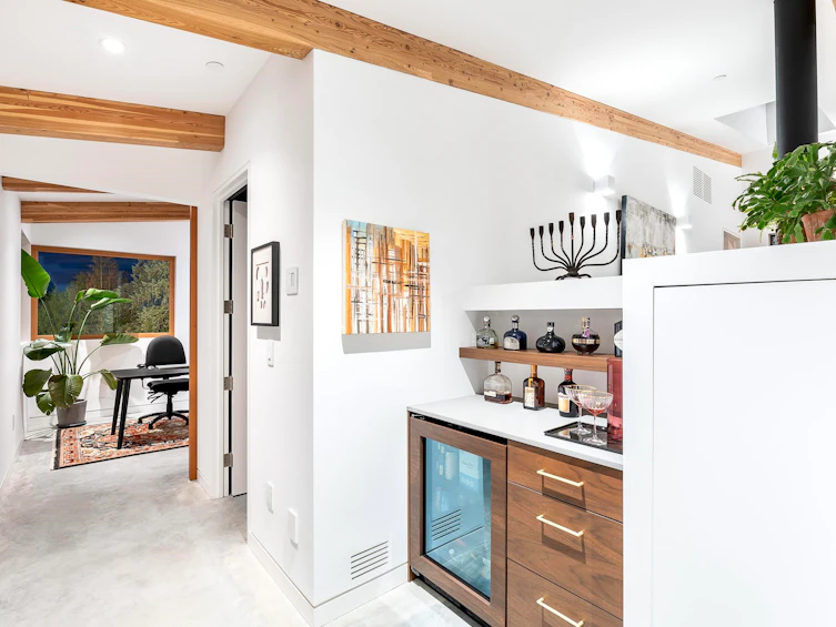 3823 Bayridge Avenue, West Vancouver, BC, V7V 3J3 - 24
