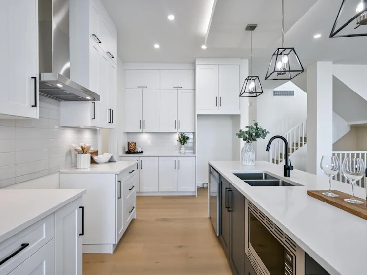 10070 178 Street, Surrey, BC, V4N 5V9 - 4